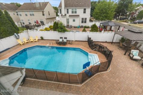 2 Devonshire Drive Hazlet NJ 07730