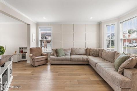2 Devonshire Drive Hazlet NJ 07730