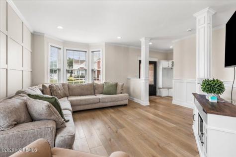 2 Devonshire Drive Hazlet NJ 07730