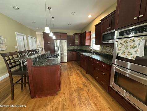 528 Vanderbilt Avenue Bayville NJ 08721