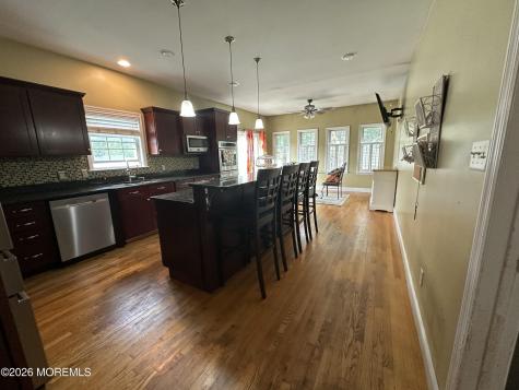 528 Vanderbilt Avenue Bayville NJ 08721