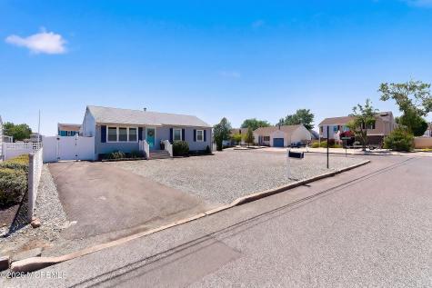 29 Clarkson Drive Toms River NJ 08753