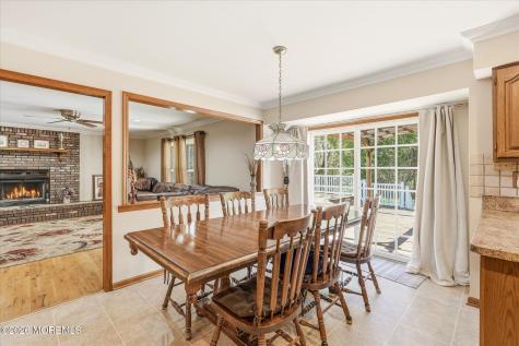 5 Mccaffery Road Manalapan NJ 07726