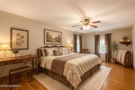 5 Mccaffery Road Manalapan NJ 07726