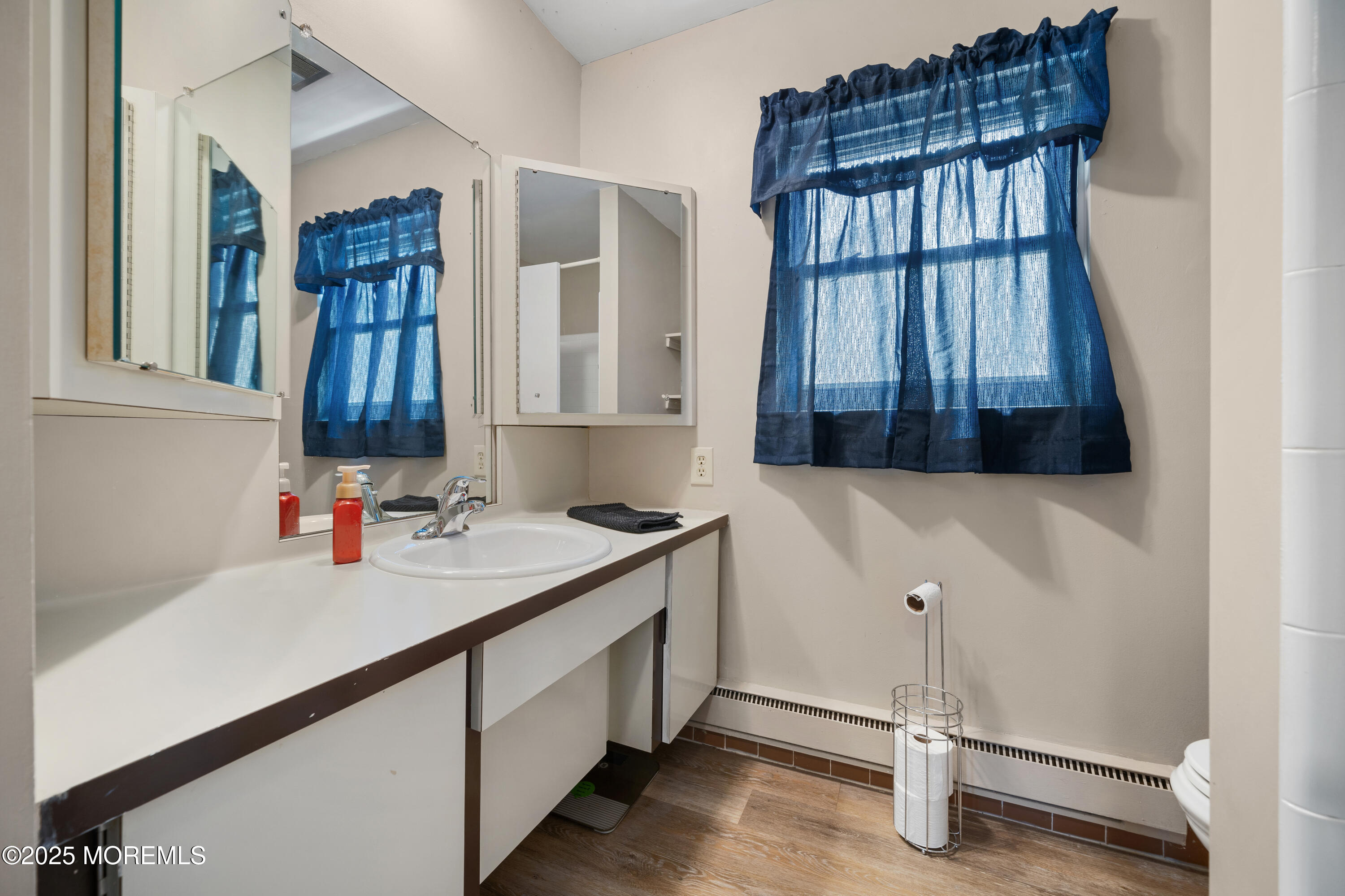 39 Cambridge Court Lakewood NJ 08701