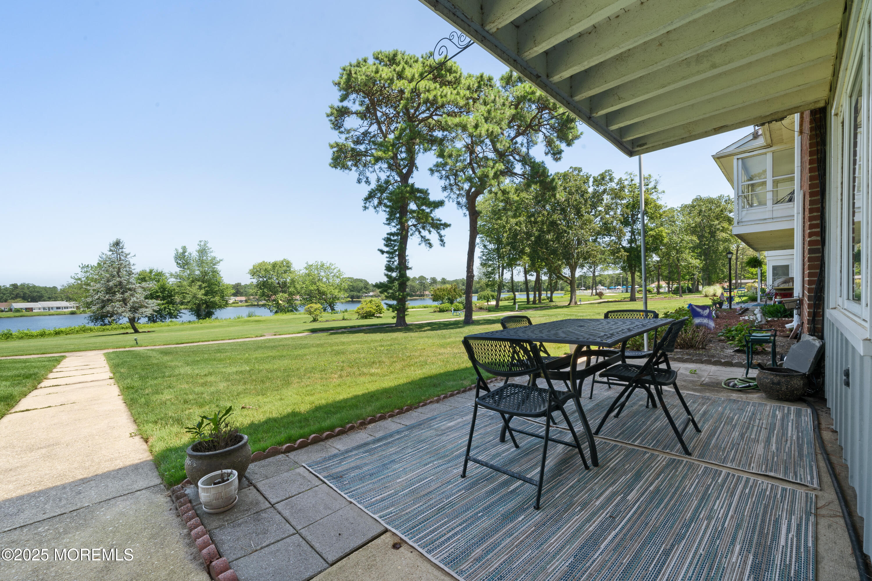 39 Cambridge Court Lakewood NJ 08701