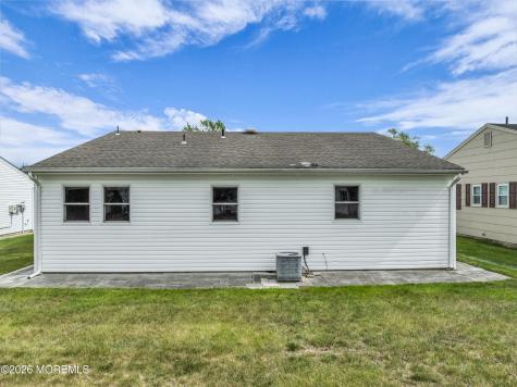 72 Westbrook Drive Toms River NJ 08757