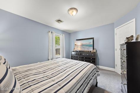 172 Bosun Avenue Manahawkin NJ 08050