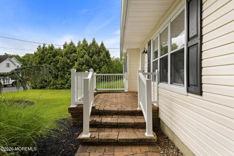 172 Bosun Avenue Manahawkin NJ 08050