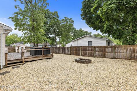 172 Bosun Avenue Manahawkin NJ 08050