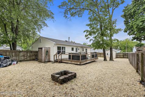172 Bosun Avenue Manahawkin NJ 08050