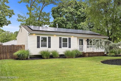 172 Bosun Avenue Manahawkin NJ 08050