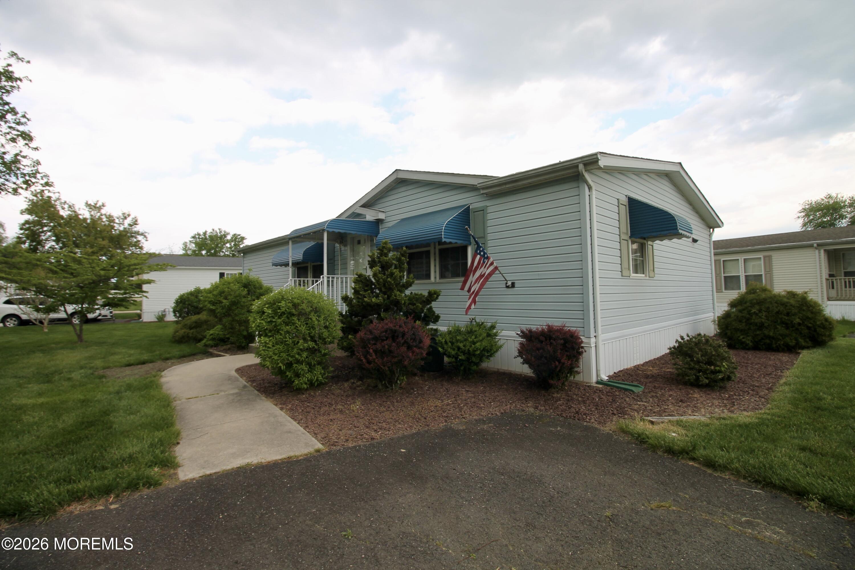 92 Cardinal Way Freehold NJ 07728