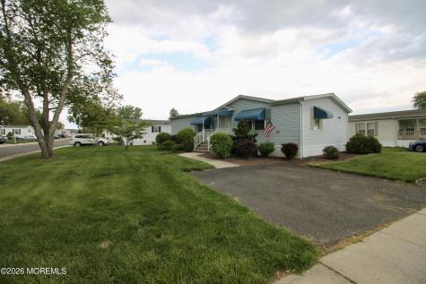 92 Cardinal Way Freehold NJ 07728