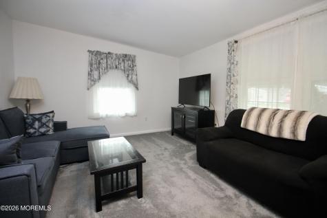 92 Cardinal Way Freehold NJ 07728