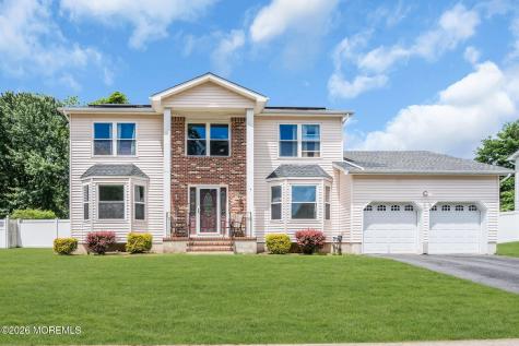 8 Bronia Street Howell NJ 07731