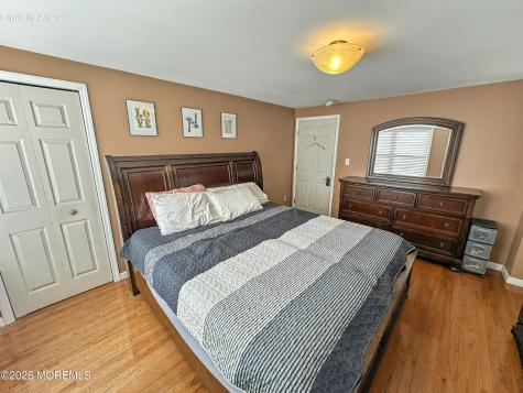 37 Boehmhurst Avenue Sayreville NJ 08872