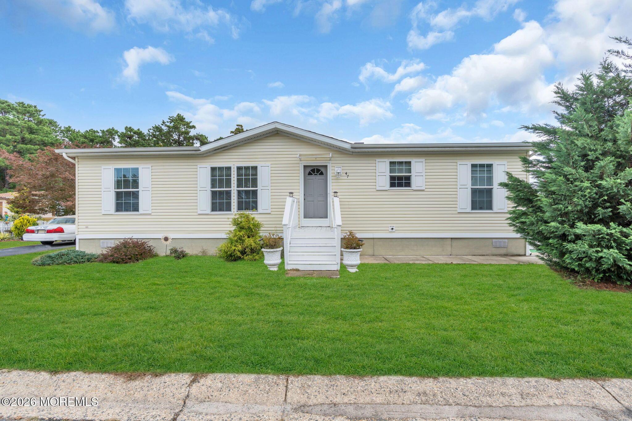 47 Kingfisher Way Whiting NJ 08759