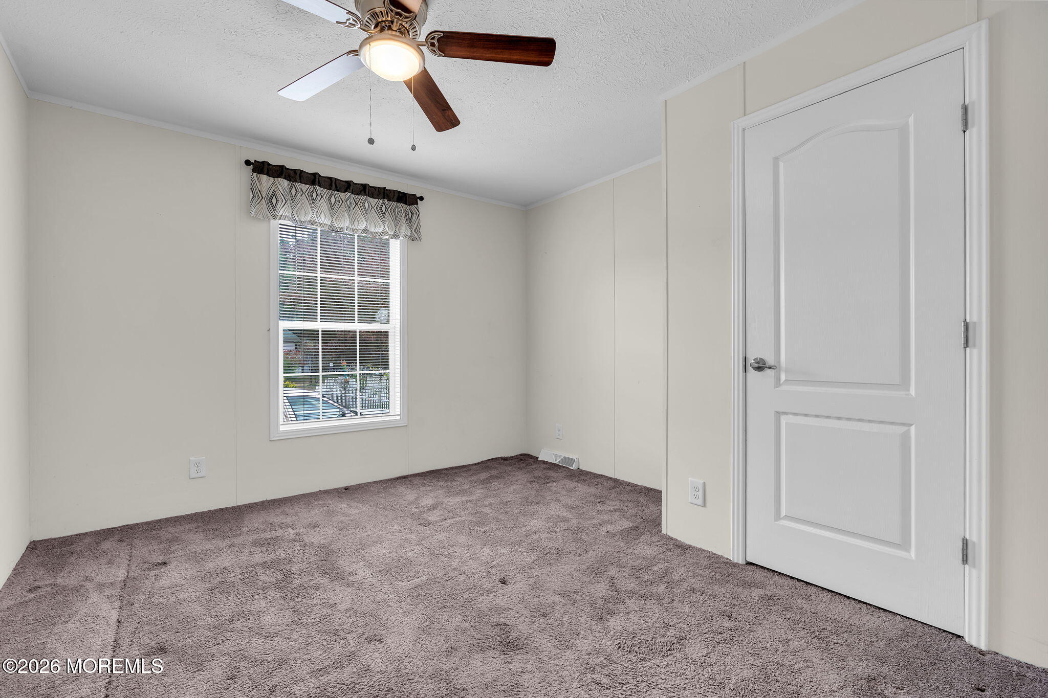 47 Kingfisher Way Whiting NJ 08759