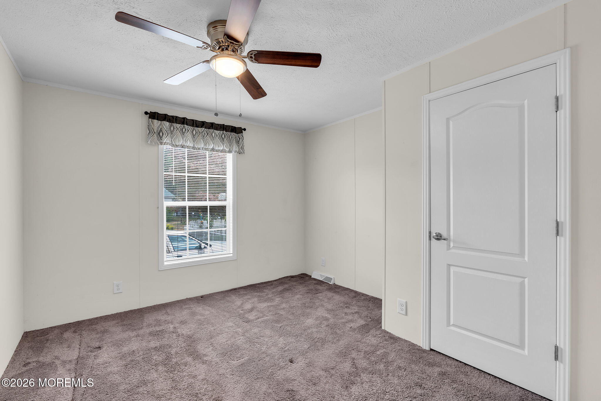 47 Kingfisher Way Whiting NJ 08759