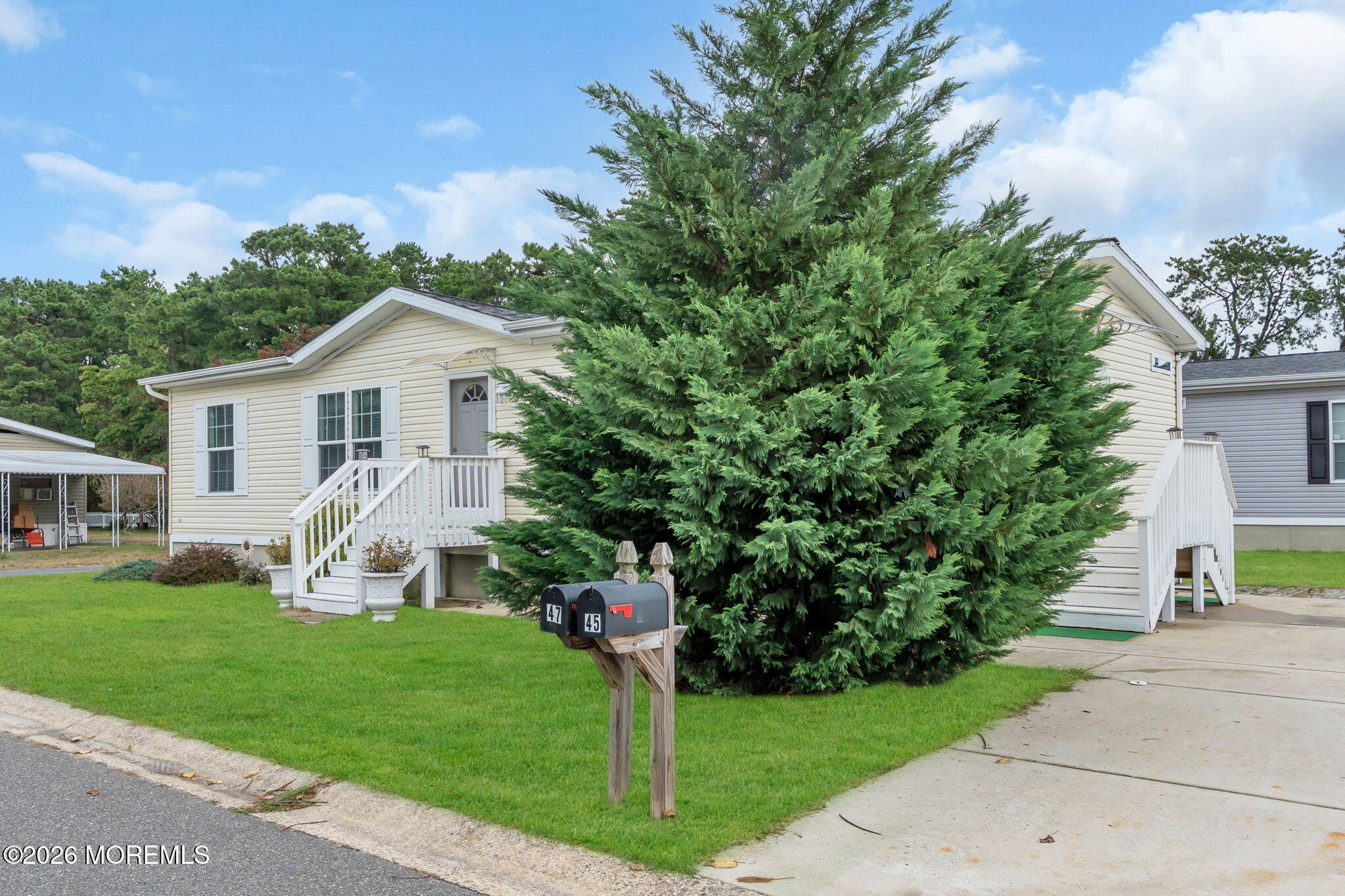 47 Kingfisher Way Whiting NJ 08759