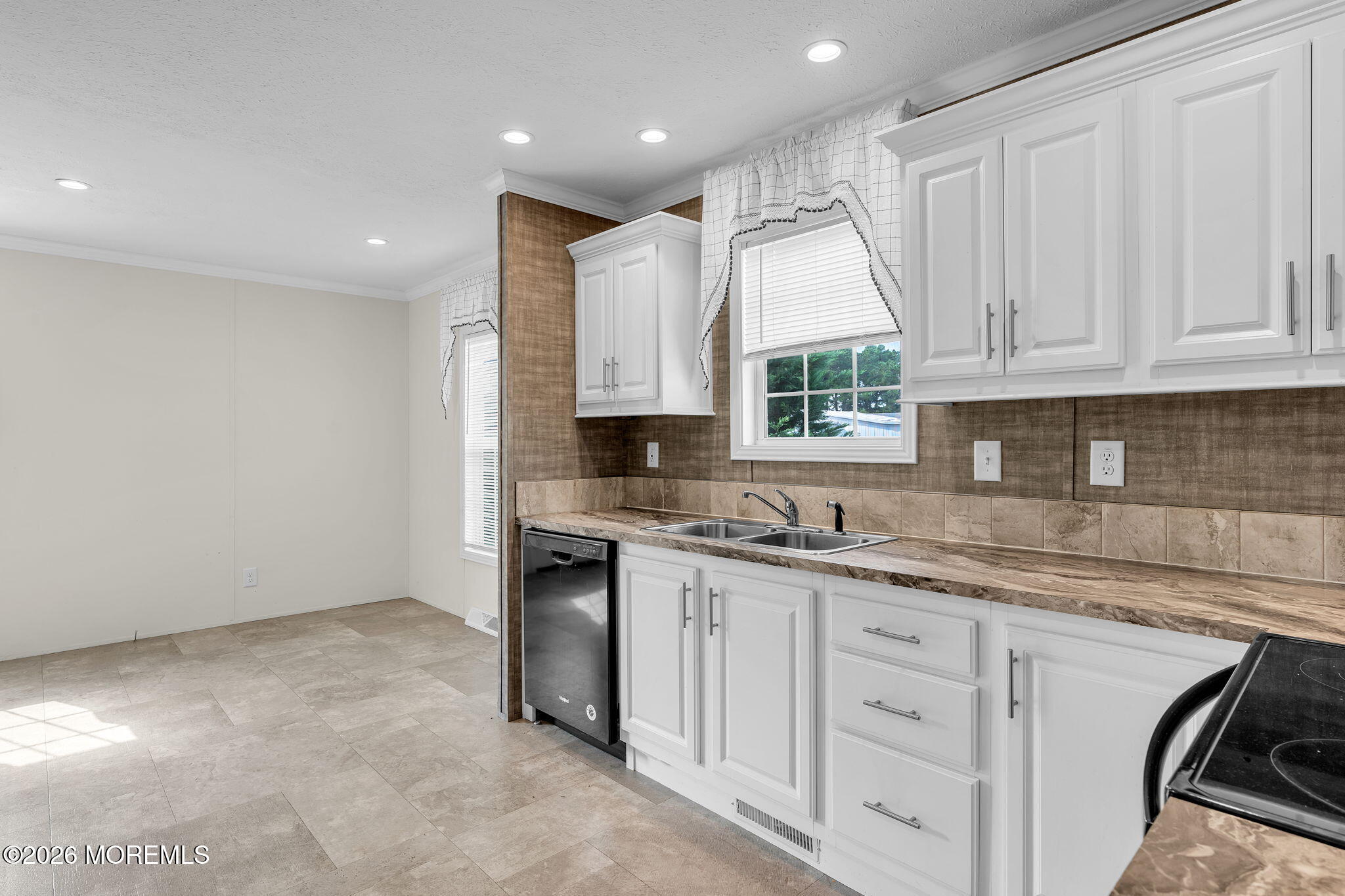 47 Kingfisher Way Whiting NJ 08759