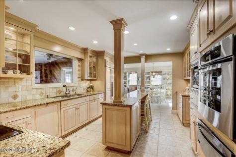 21 Applegate Road Freehold NJ 07728