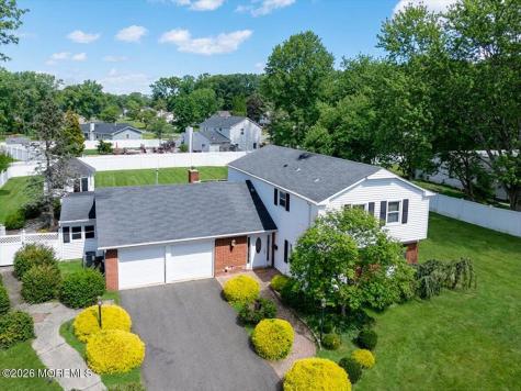 21 Applegate Road Freehold NJ 07728