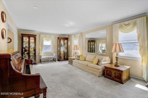 21 Applegate Road Freehold NJ 07728