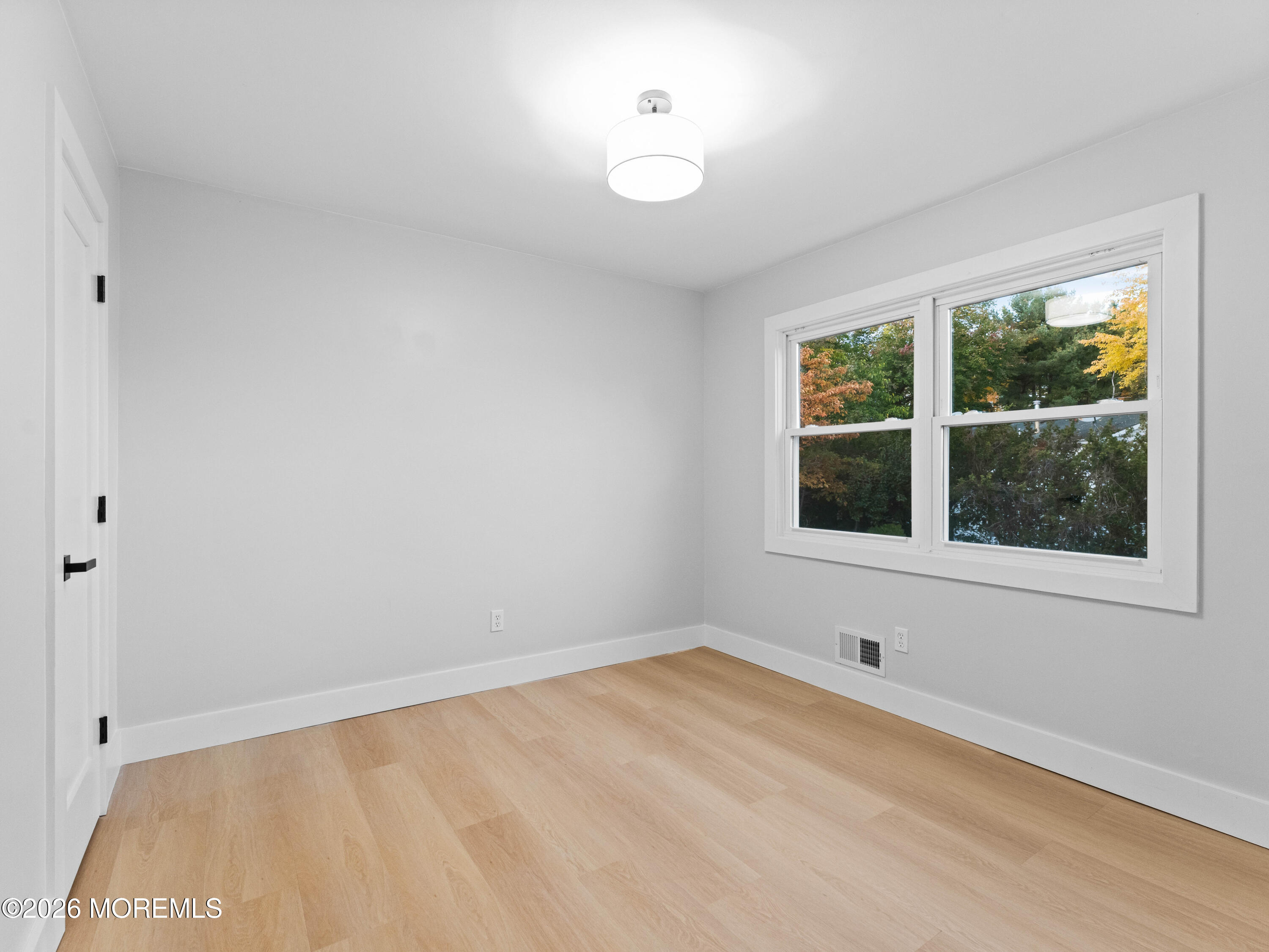 8 Atlanta Drive Jackson NJ 08527