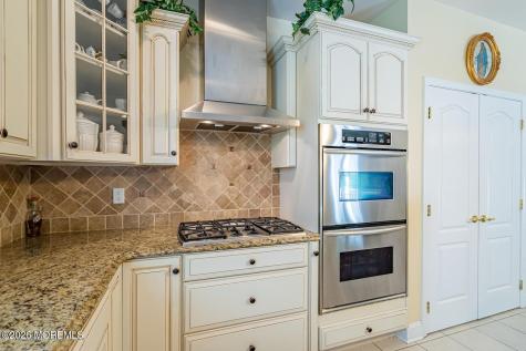 1842 Charlton Circle Toms River NJ 08755