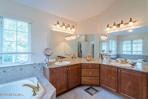 1842 Charlton Circle Toms River NJ 08755
