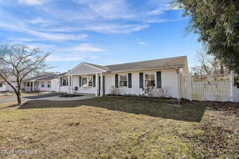 5 Fresno Street Barnegat NJ 08005