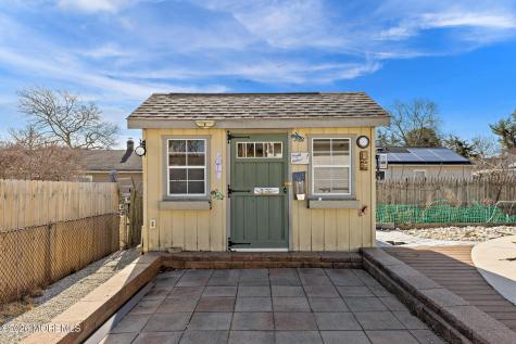 5 Fresno Street Barnegat NJ 08005