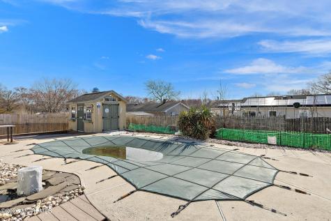 5 Fresno Street Barnegat NJ 08005
