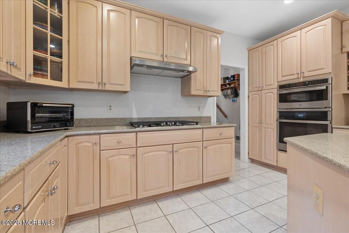 312 Wembley Place Morganville NJ 07751