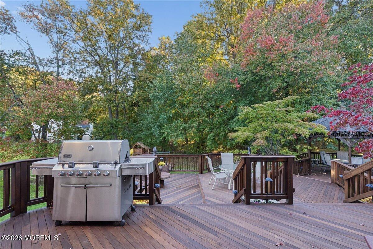 312 Wembley Place Morganville NJ 07751