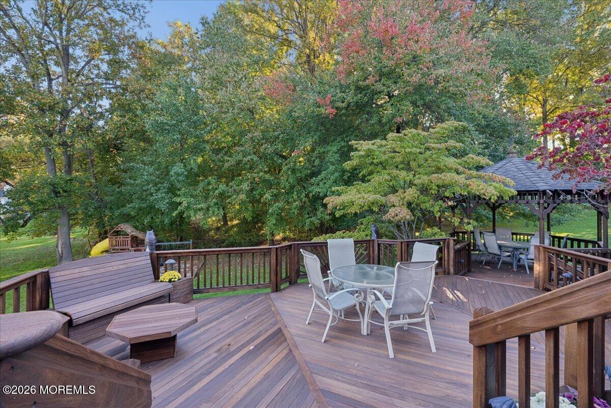 312 Wembley Place Morganville NJ 07751