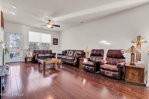19 Turnbridge Court Jackson NJ 08527