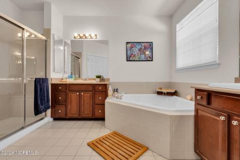 19 Turnbridge Court Jackson NJ 08527