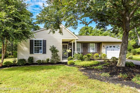3 Brookdale Court Whiting NJ 08759
