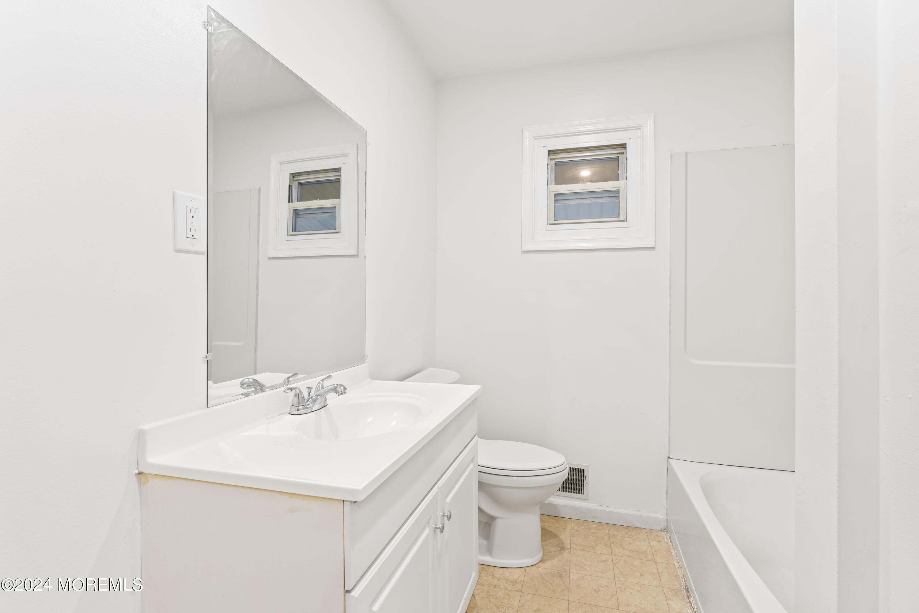 37 Partridge Lane Bayville NJ 08721