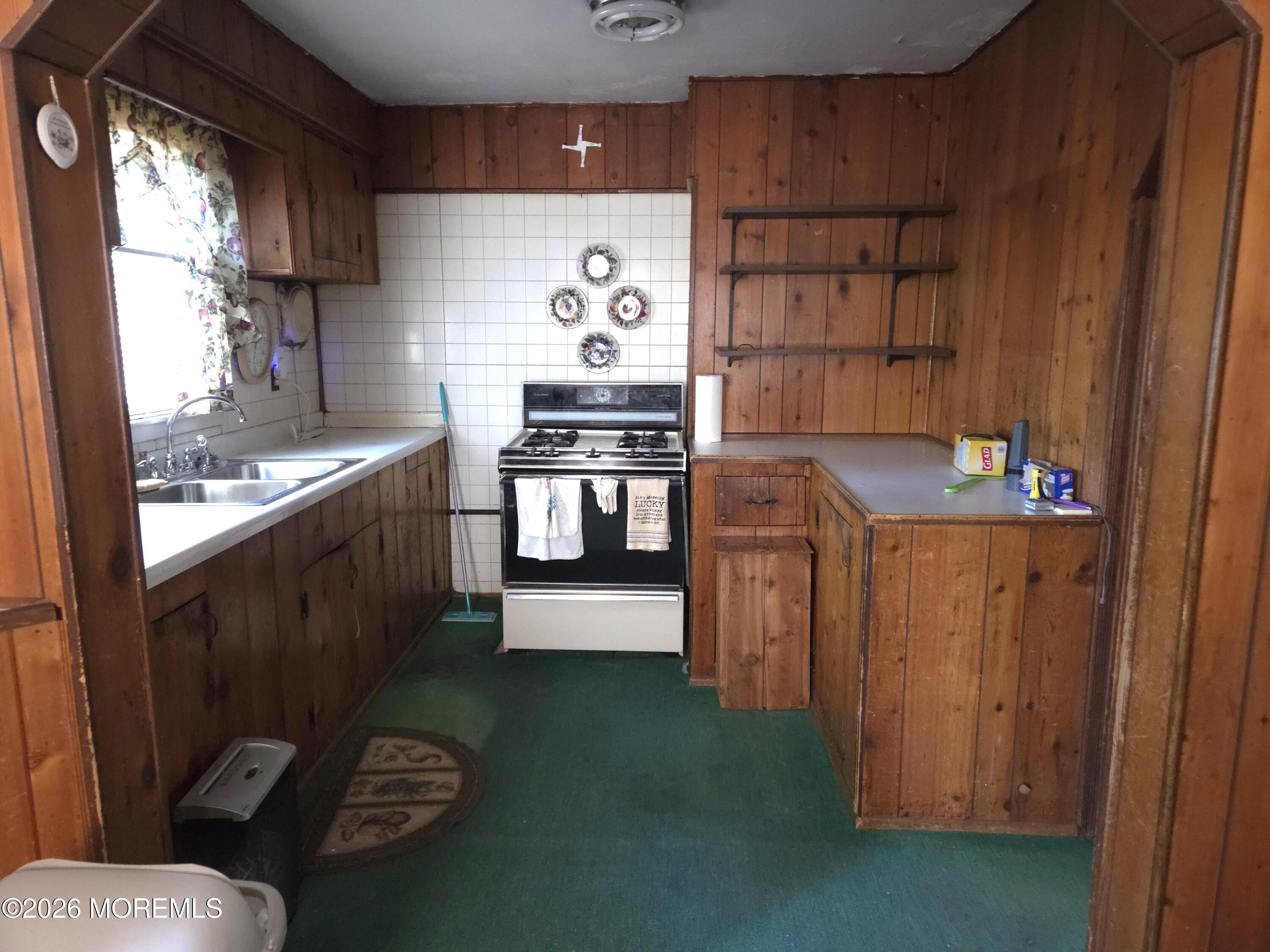 10 Woodland Drive Howell NJ 07731