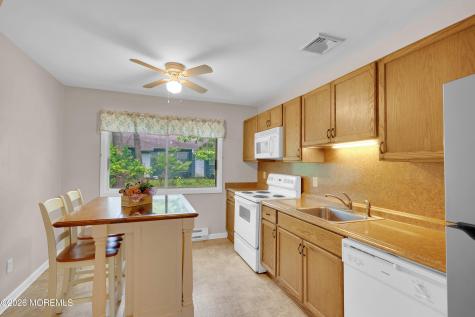 4 Indiana Way Whiting NJ 08759