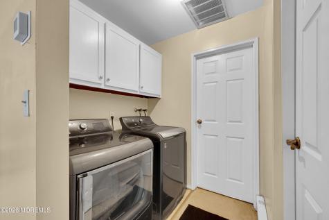 4 Indiana Way Whiting NJ 08759