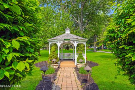 4 Indiana Way Whiting NJ 08759