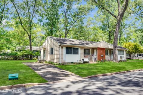 4 Indiana Way Whiting NJ 08759