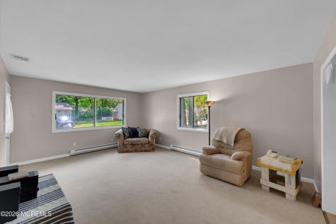 4 Indiana Way Whiting NJ 08759