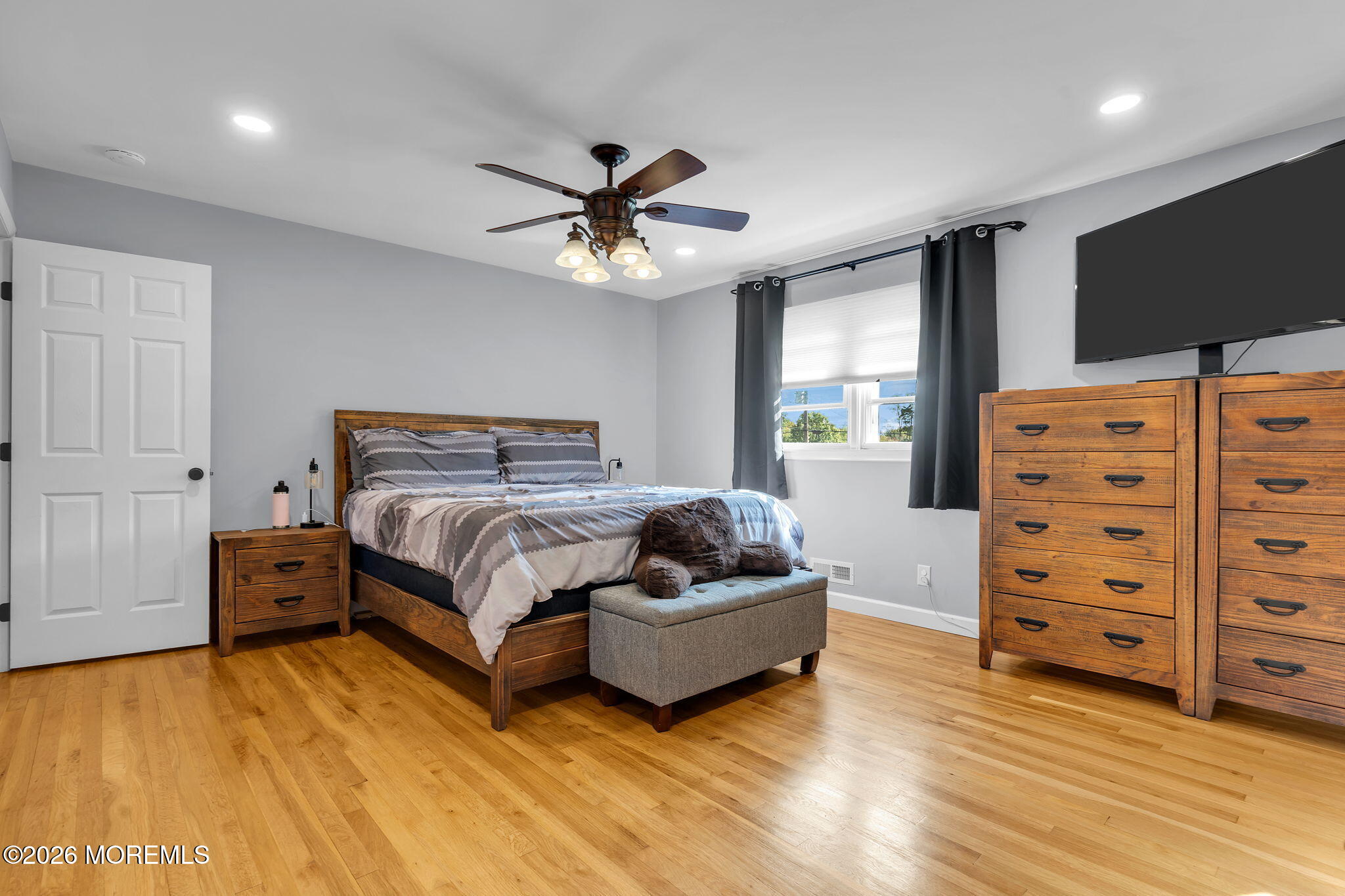 135 Irwin Place Middletown NJ 07748