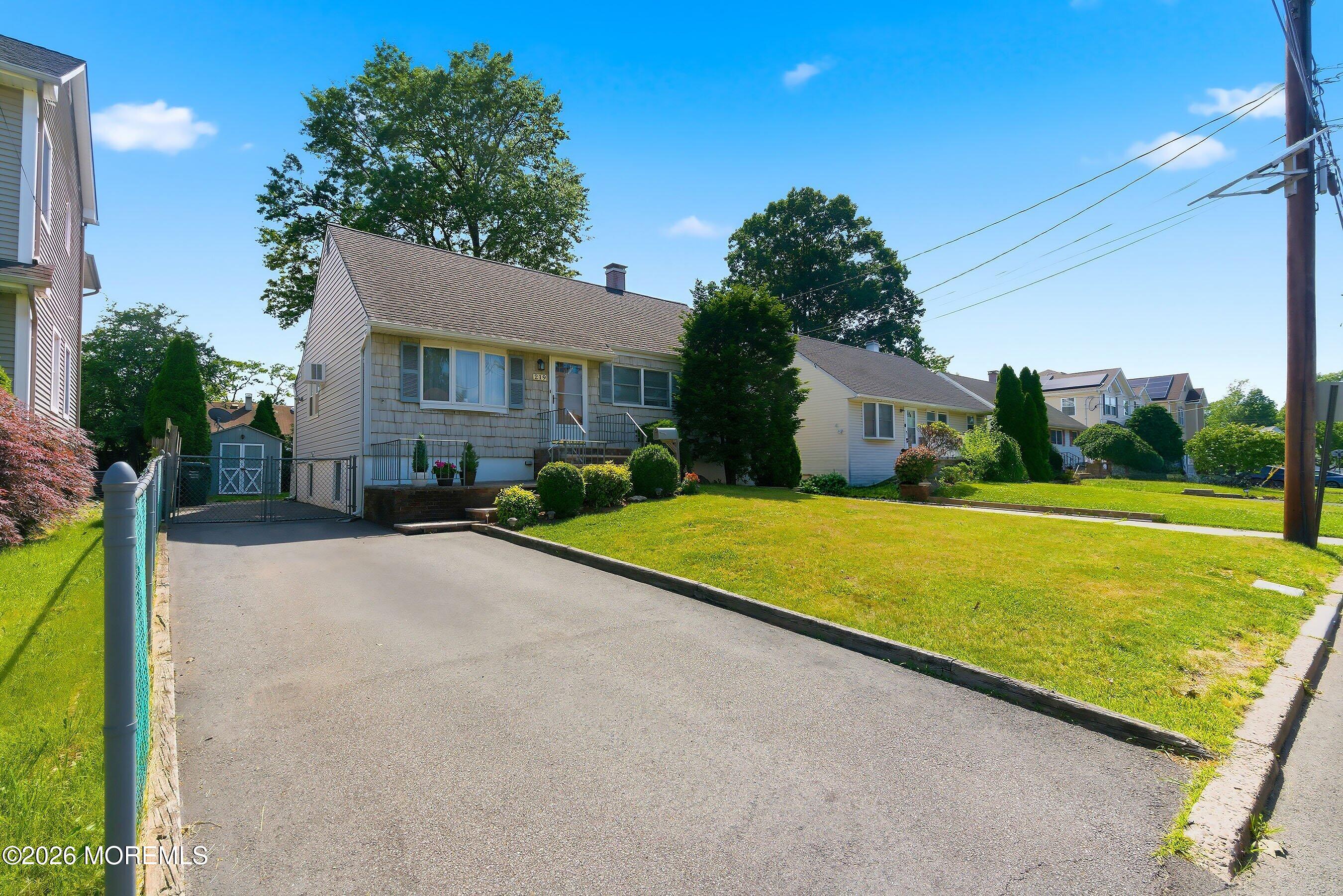 219 Julius Street Iselin NJ 08830